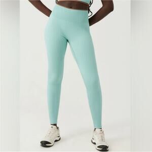 NWT Outdoor Voices Seamless Rib 7/8 Leggings In Storm Size M